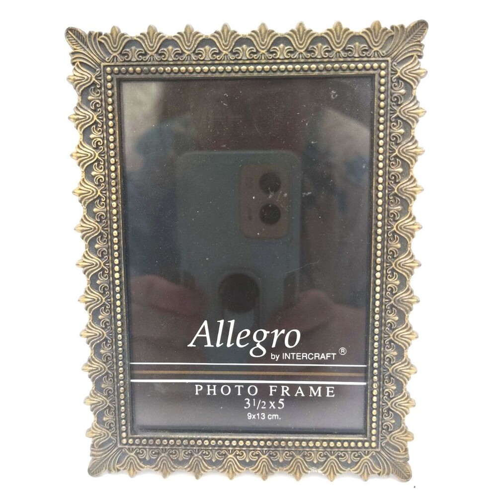 Vintage Gold Tone Metal Picture Frame Ornate Detailing Allegro By Intercraft